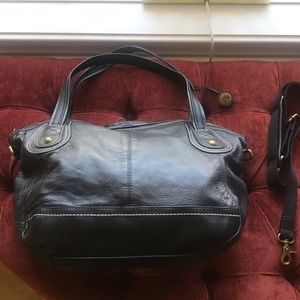 The Sak leather bag with optional shoulder strap